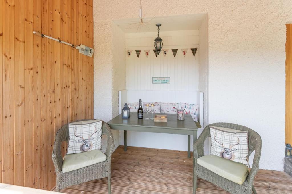 The Mews - A Cottage With A Spectacular Lake View Port Of Menteith Экстерьер фото